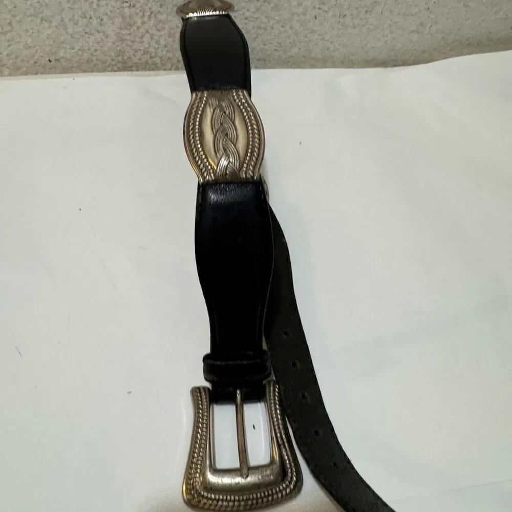 Fossil silver toned metal links leather  women's belt 34” Black Leather Size S